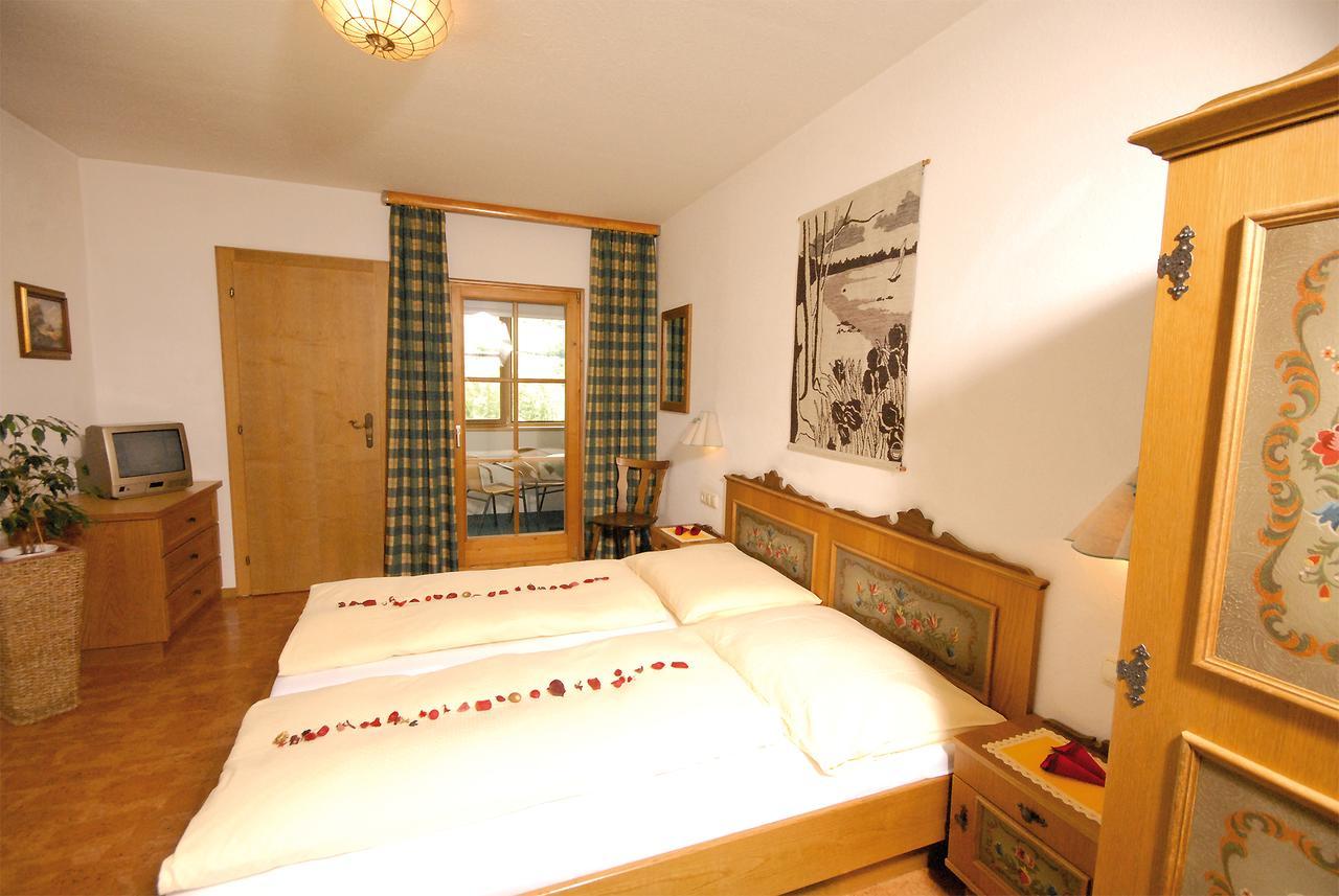 Stubacher Hof Hotel อุทเทนดอร์ฟ ภายนอก รูปภาพ